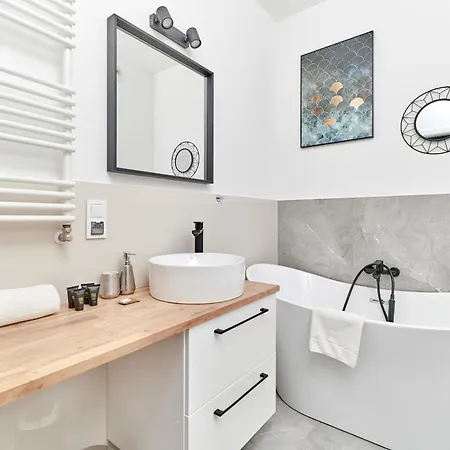 Modern Grabiszyn By Renters Wrocław